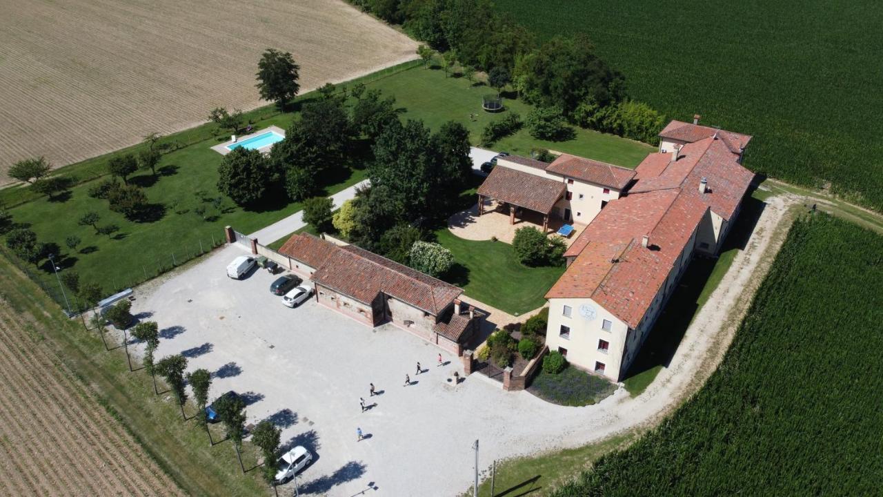 Agriturismo Borgo Tecla Rosà Exterior photo