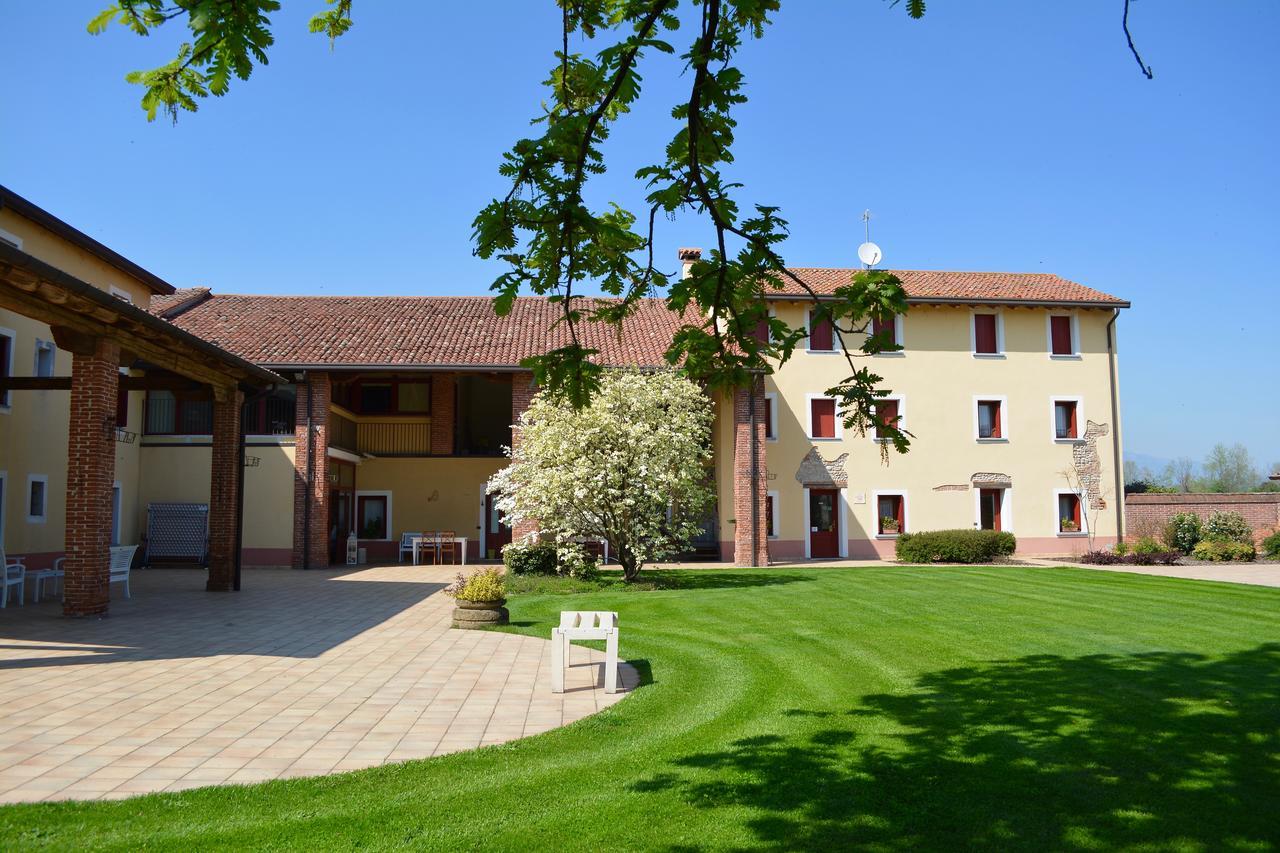 Agriturismo Borgo Tecla Rosà Exterior photo
