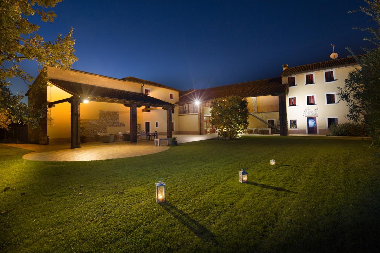 Agriturismo Borgo Tecla Rosà Exterior photo